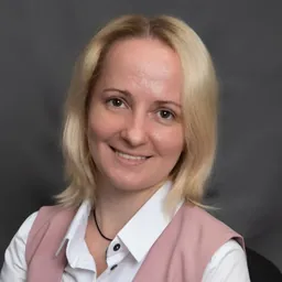 Елена Левентова